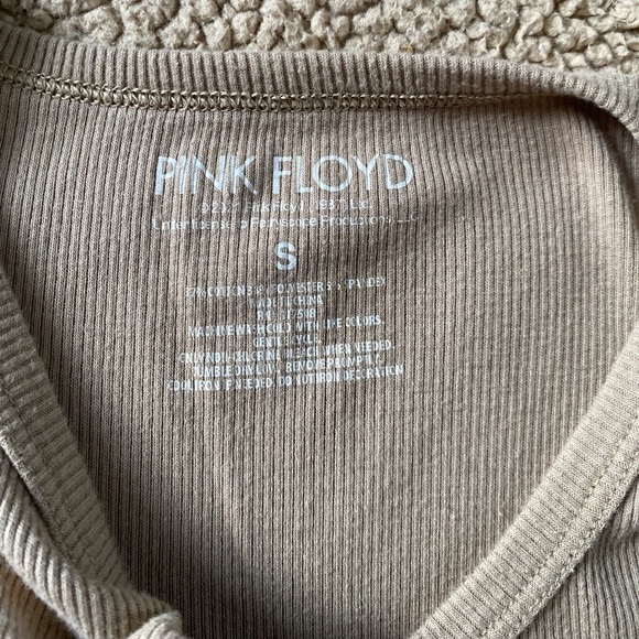 Pink Floyd “ Live in NY” Graphic Cropped Tank Size: Small - Picture 3 of 5